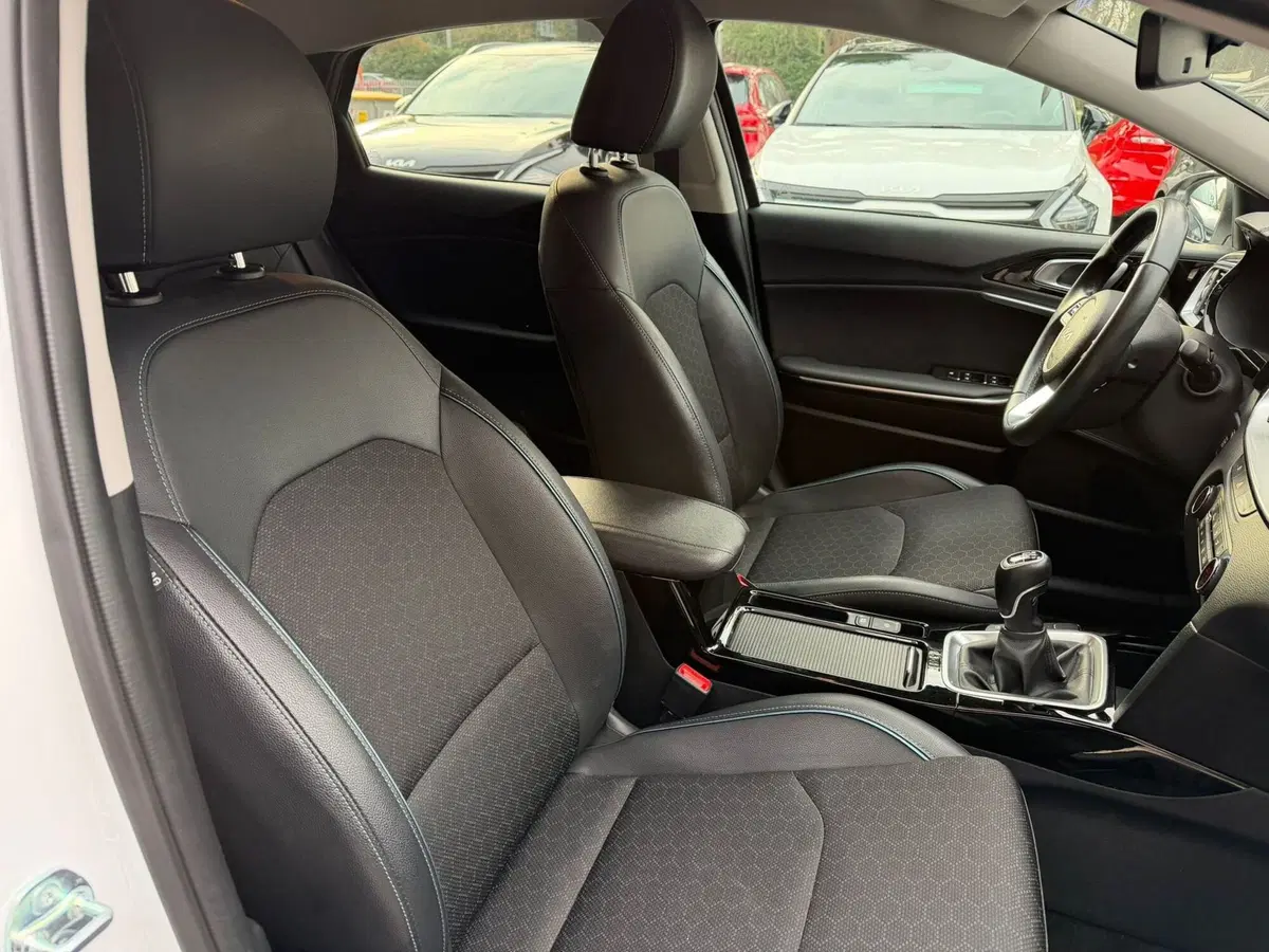 Kia XCeed usata a Rimini (14)