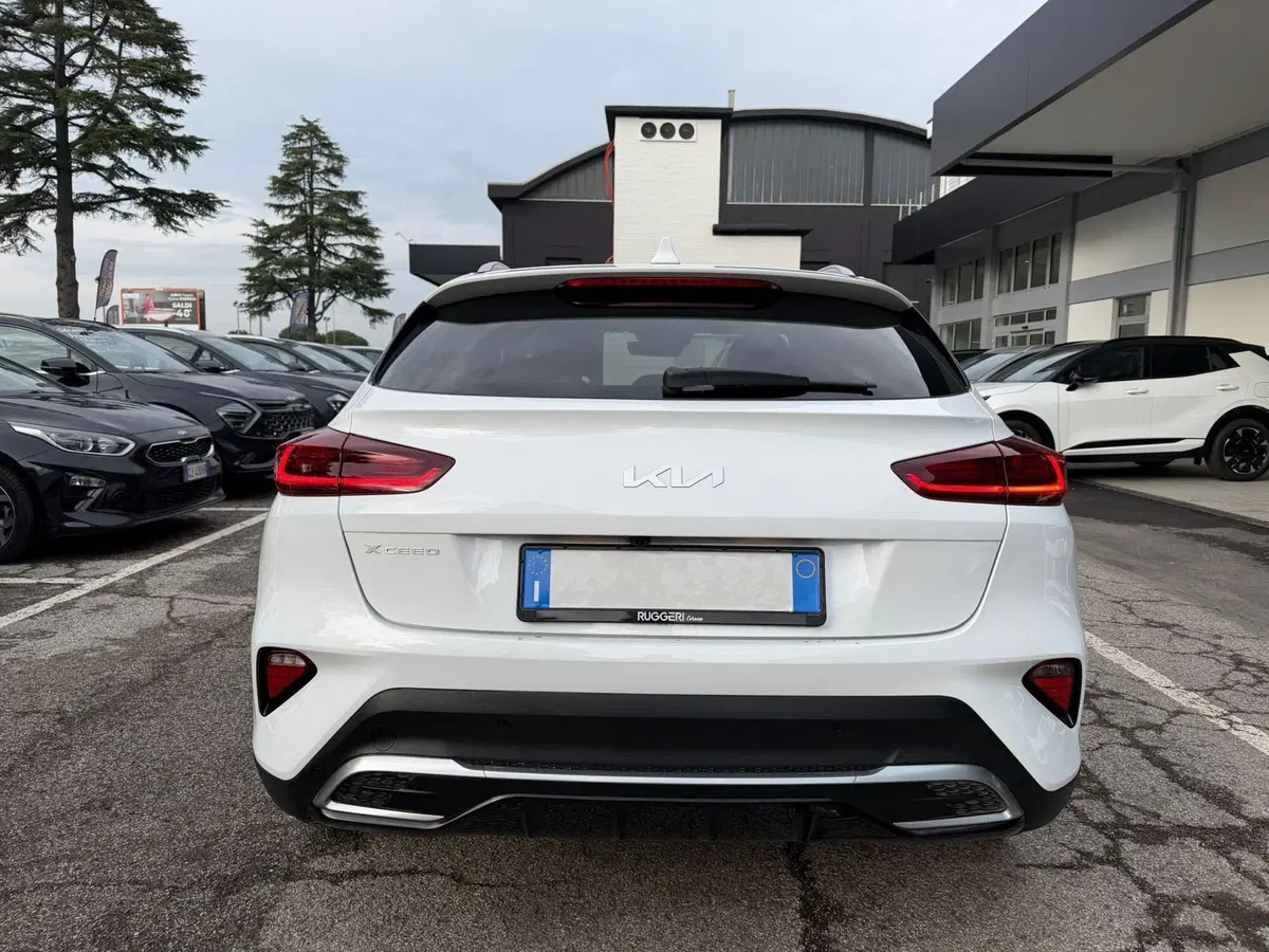 Kia XCeed usata a Rimini (7)