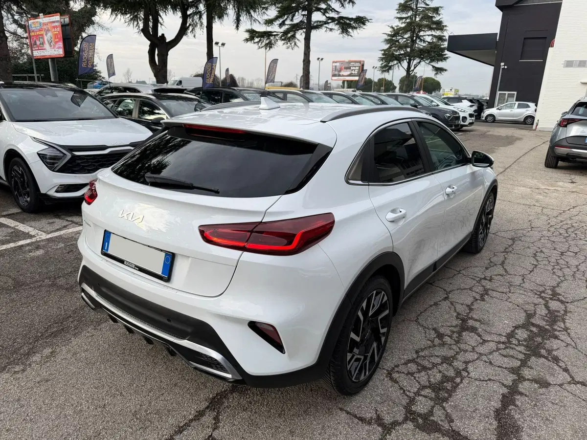 Kia XCeed usata a Rimini (8)