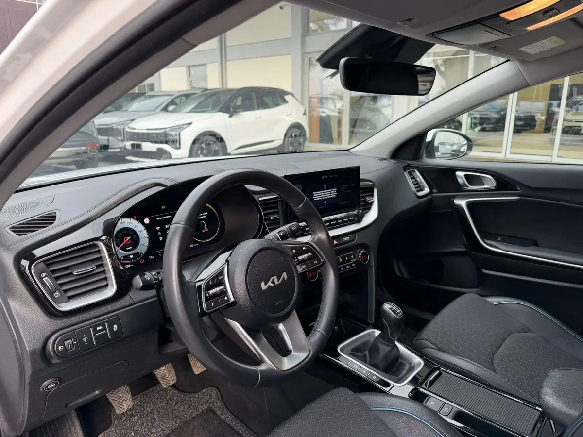 Kia XCeed usata a Rimini (9)