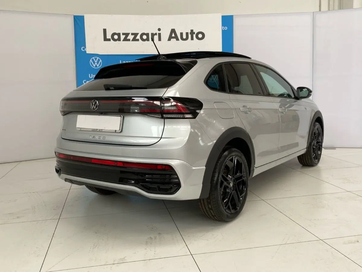 Volkswagen Taigo nuova a Lodi (4)