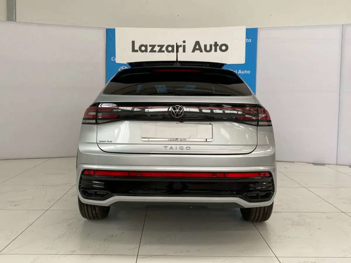 Volkswagen Taigo nuova a Lodi (5)