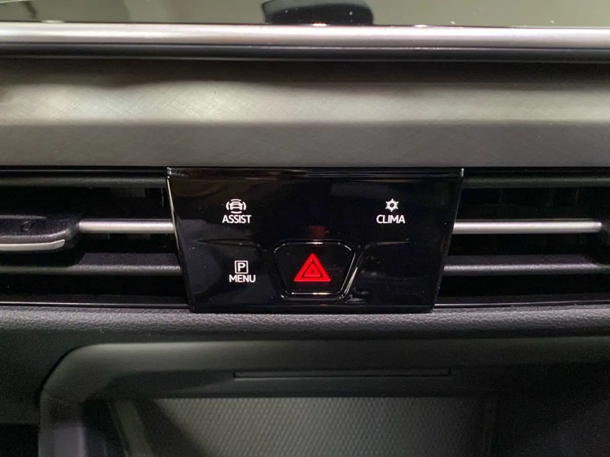 Volkswagen Golf nuova a Lodi (12)