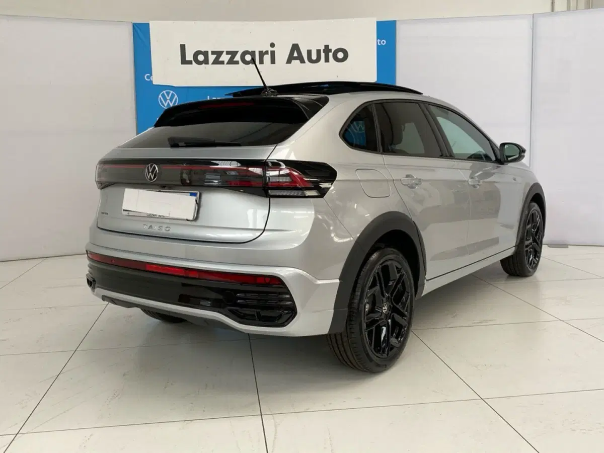 Volkswagen Taigo nuova a Lodi (4)