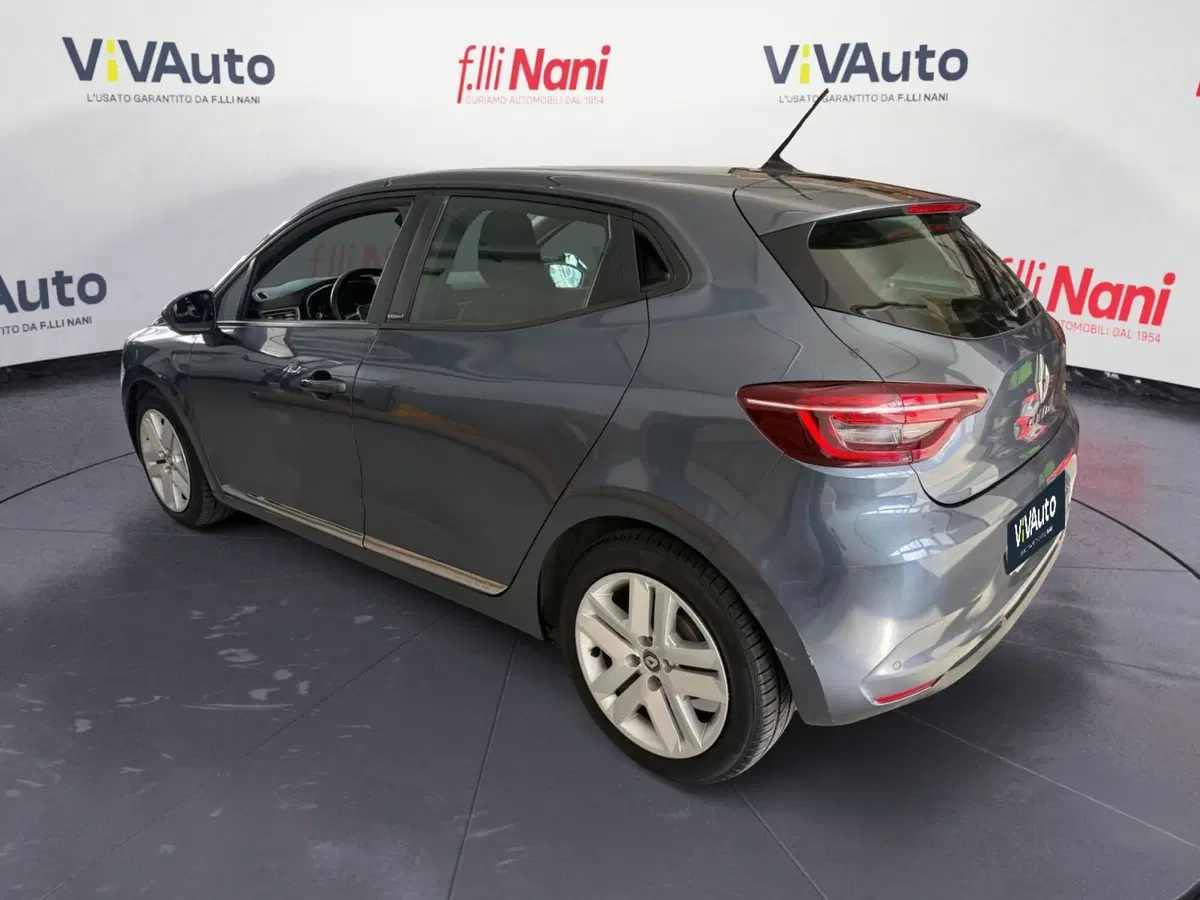 Renault Clio usata a Massa-Carrara (2)