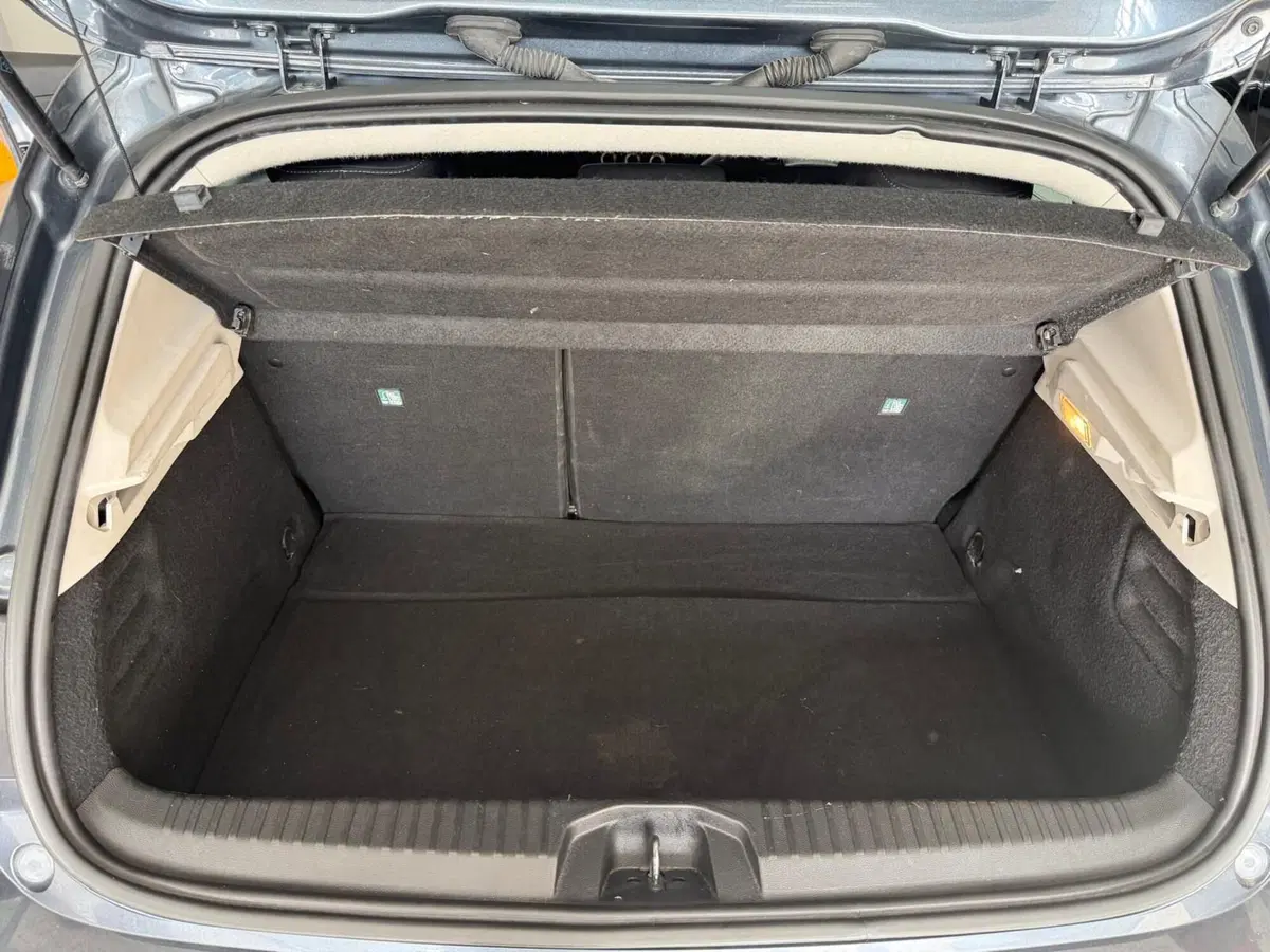 Renault Clio usata a Massa-Carrara (9)