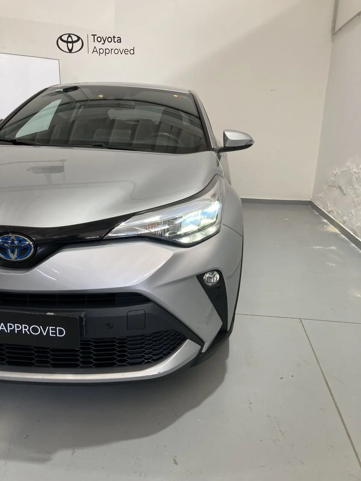 Toyota Toyota C-HR usata a Foggia (5)
