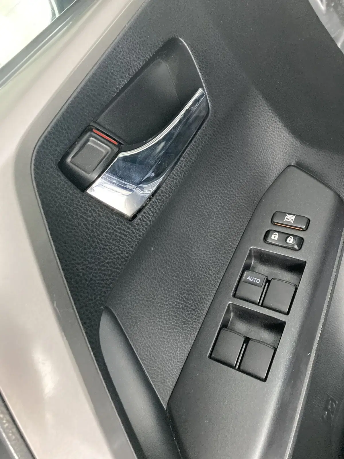Toyota Rav4 usata a Foggia (7)