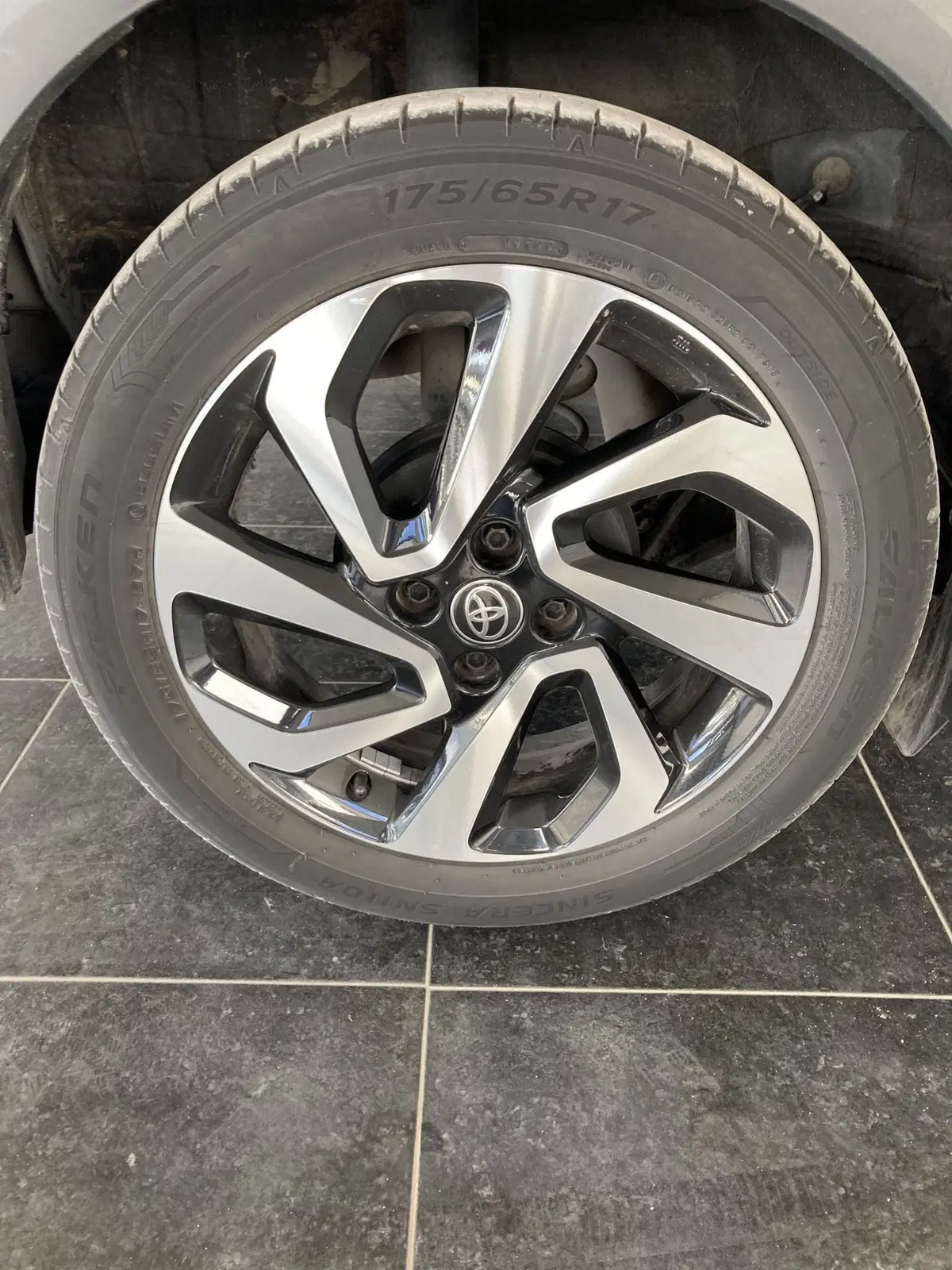 Toyota Aygo X usata a Foggia (18)