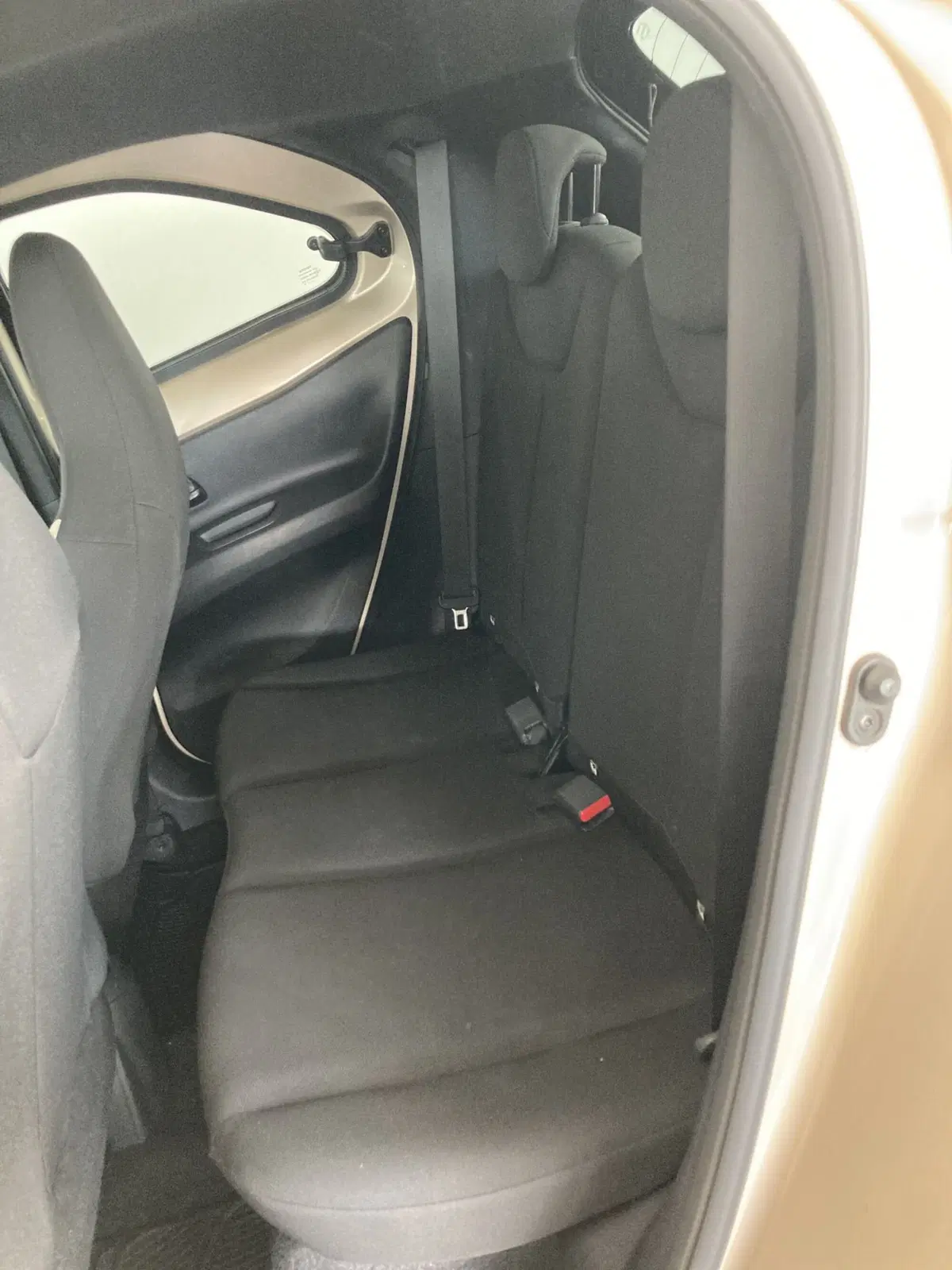 Toyota Aygo X usata a Foggia (6)