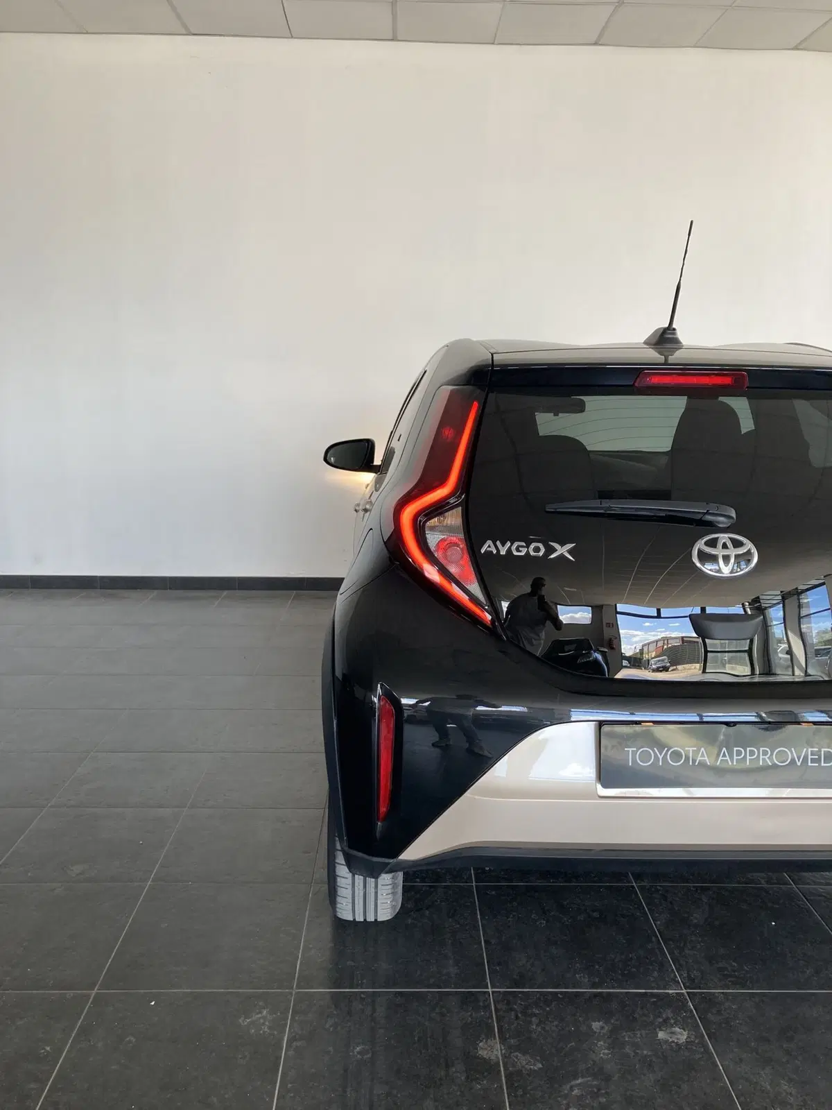 Toyota Aygo X usata a Foggia (8)