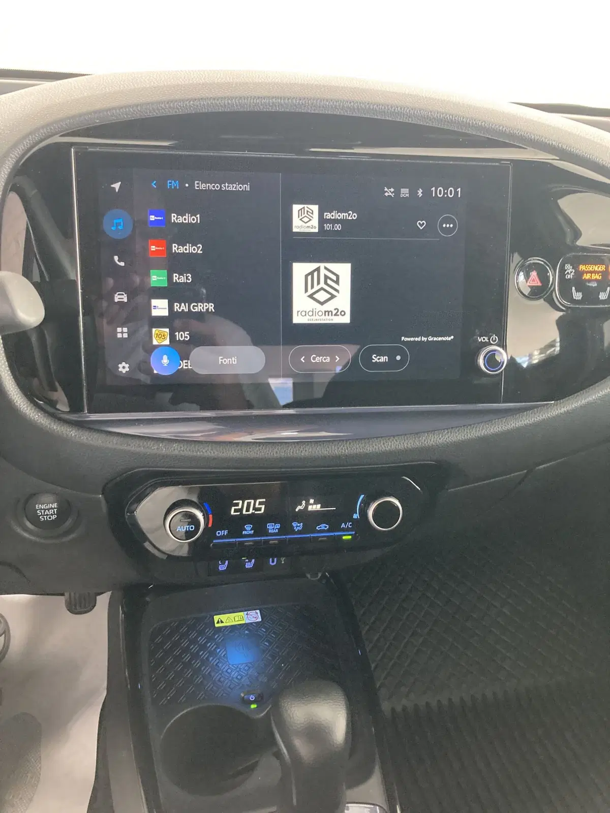 Toyota Aygo X usata a Foggia (12)