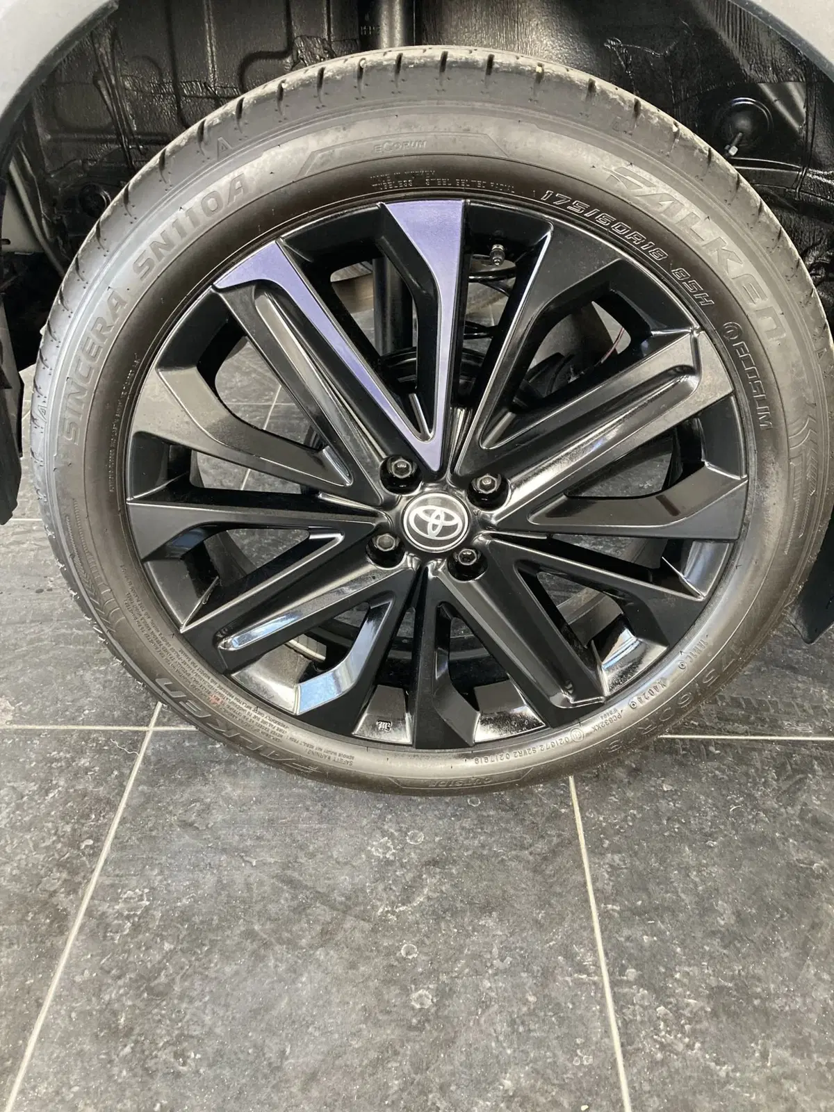 Toyota Aygo X usata a Foggia (17)