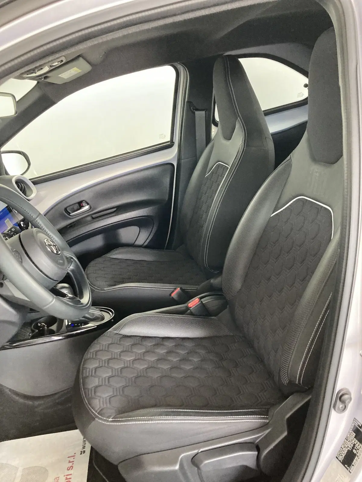 Toyota Aygo X usata a Foggia (5)