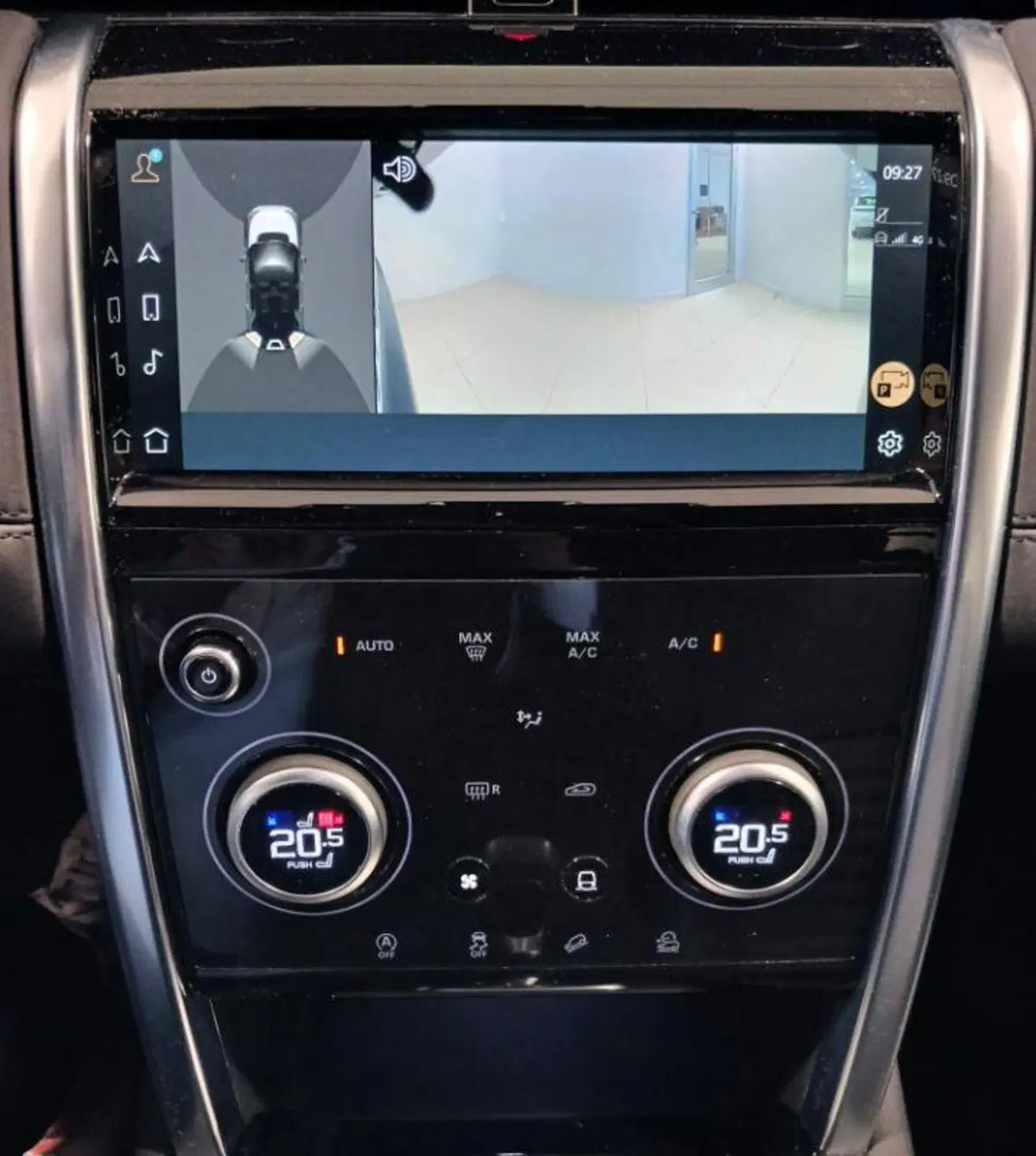 Land Rover Discovery Sport usata a Venezia (18)