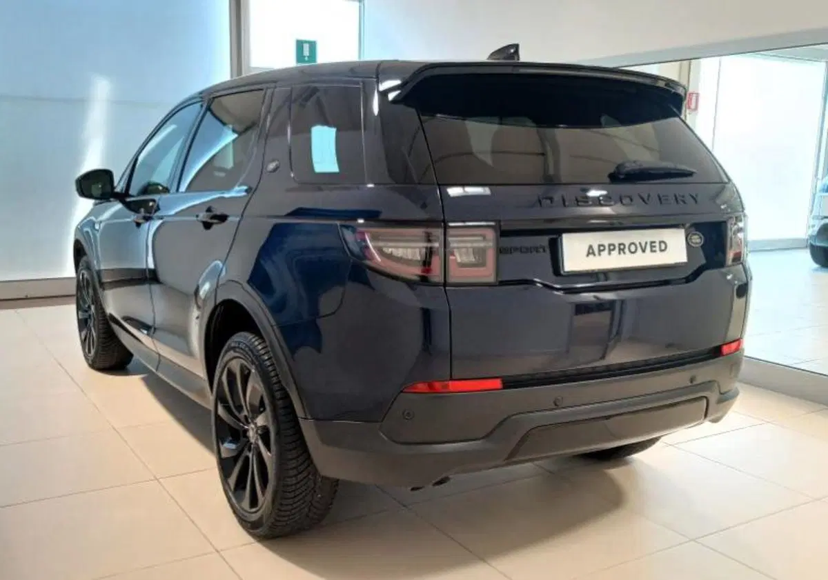 Land Rover Discovery Sport usata a Venezia (2)