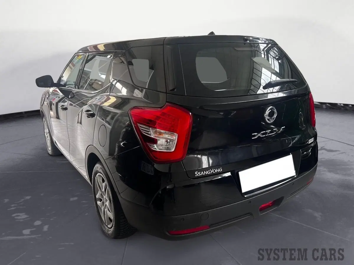 Ssangyong XLV usata a Monza e Brianza (8)