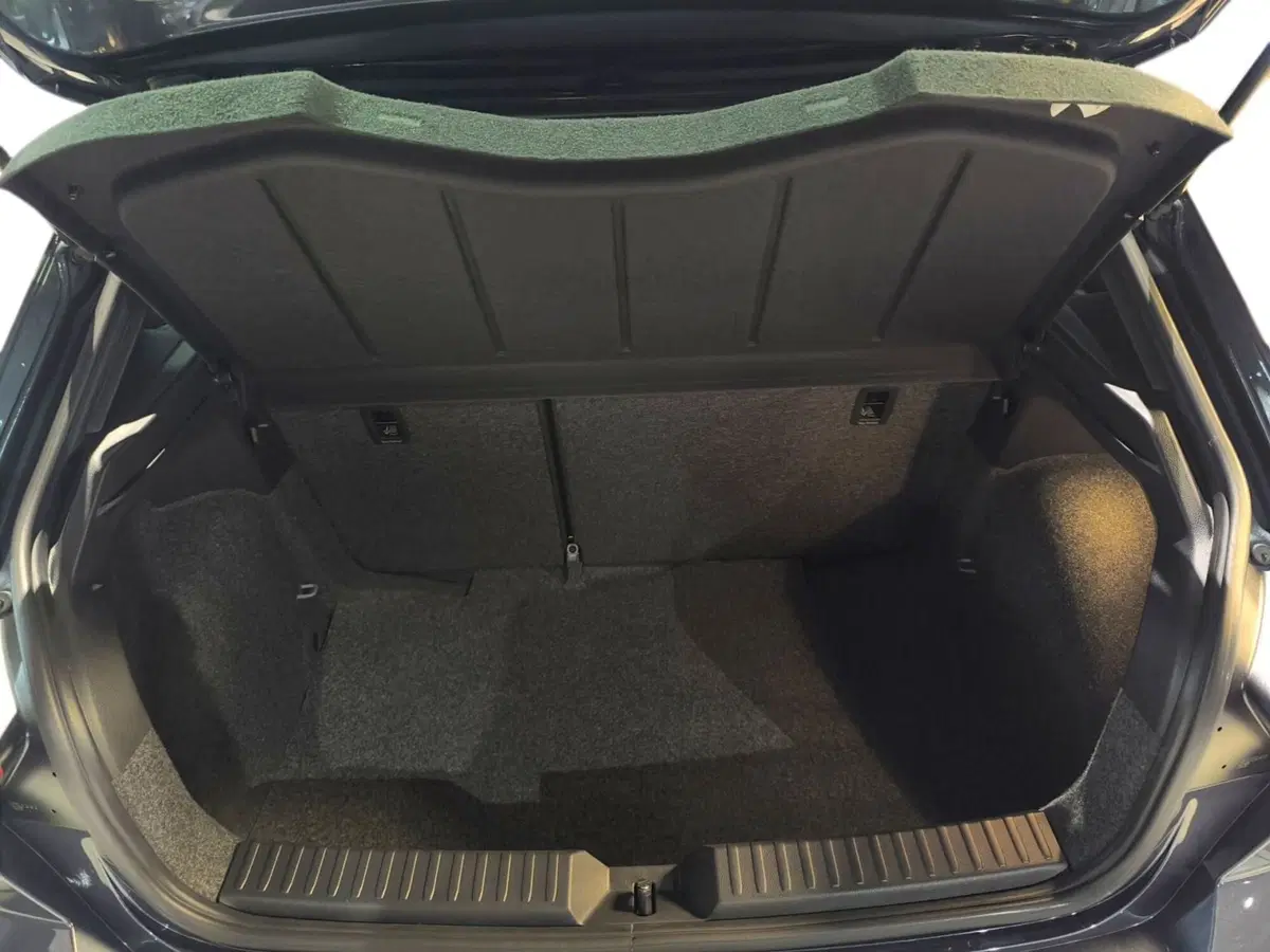 SEAT Ibiza nuova a Udine (14)