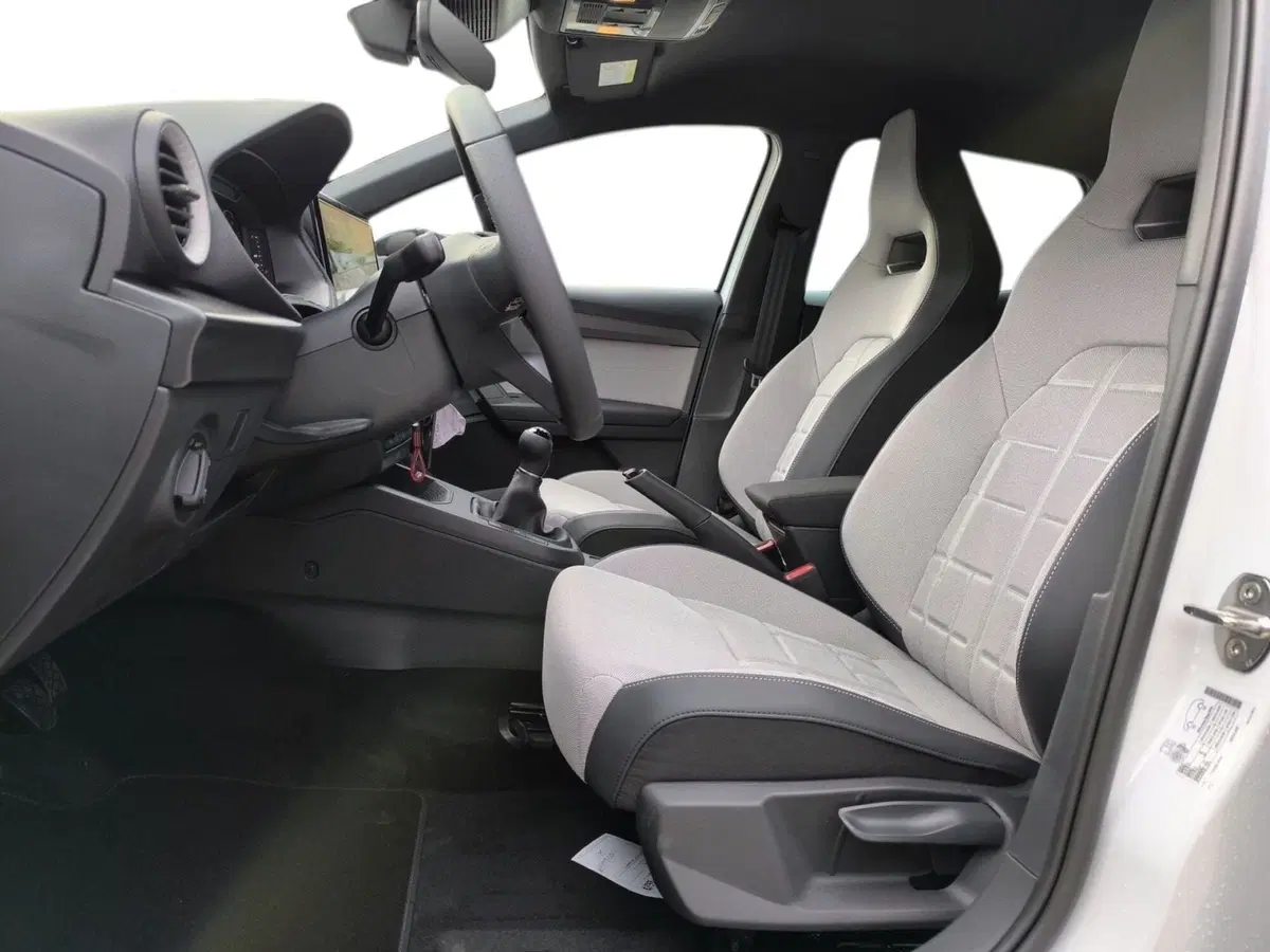 SEAT Ibiza nuova a Udine (8)