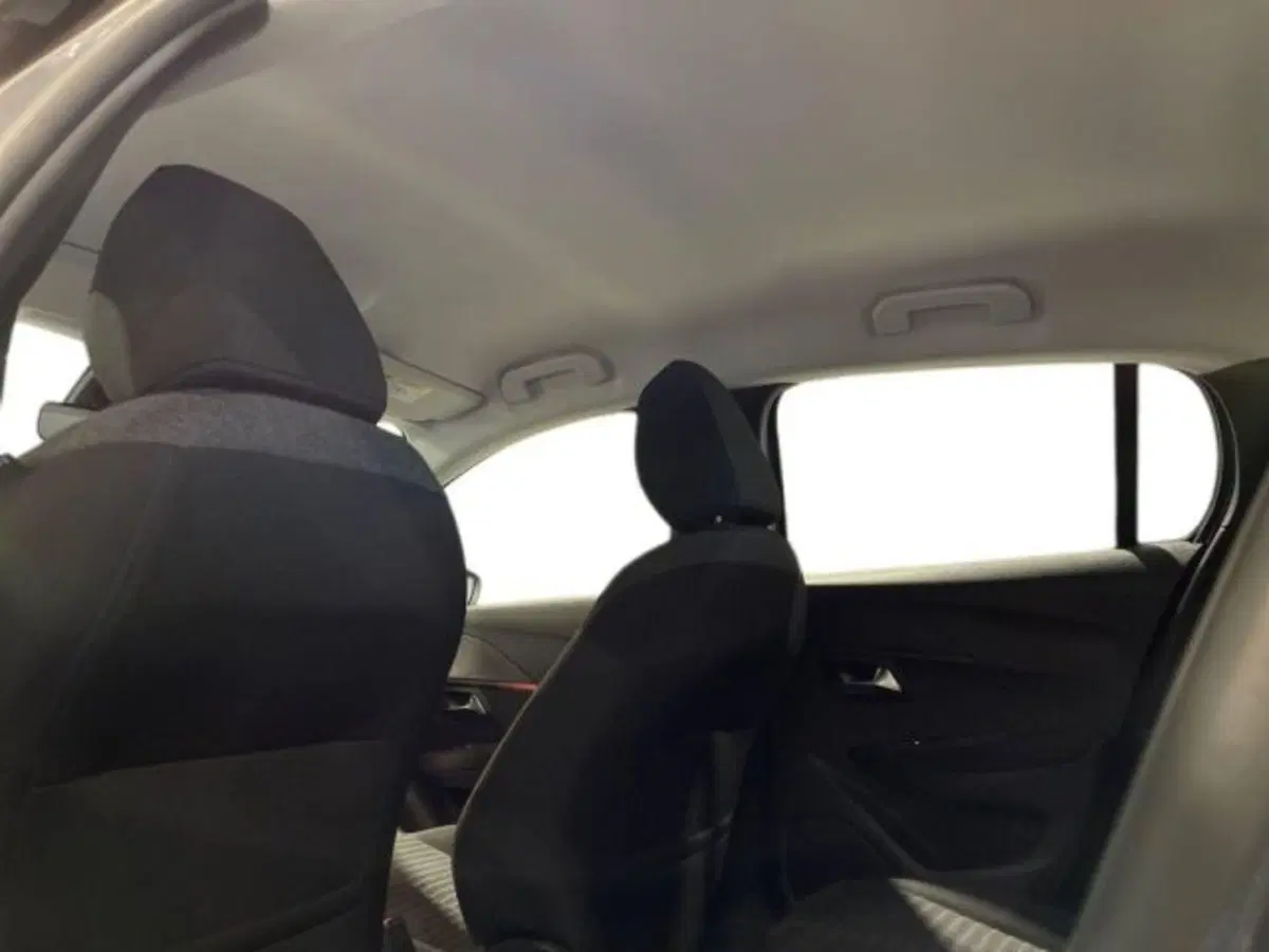 Peugeot 208 usata a Ancona (17)