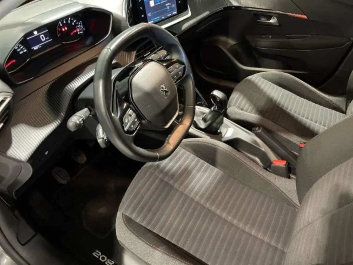 Peugeot 208 usata a Ancona (9)