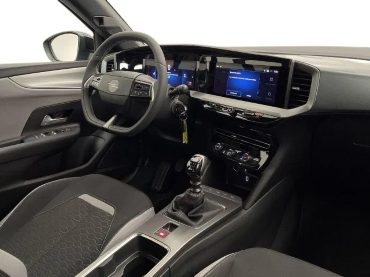 Opel Mokka nuova a Ancona (15)