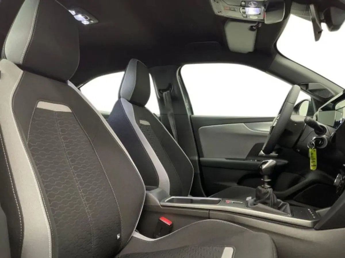 Opel Mokka nuova a Ancona (16)