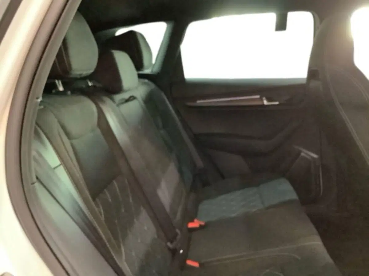 Skoda Karoq usata a Catania (11)