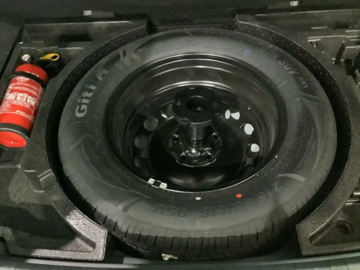 Skoda Karoq usata a Catania (13)