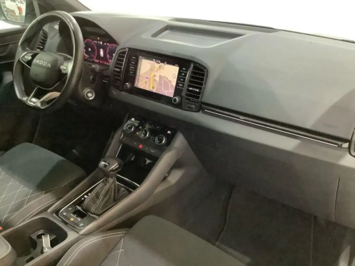 Skoda Karoq usata a Catania (9)