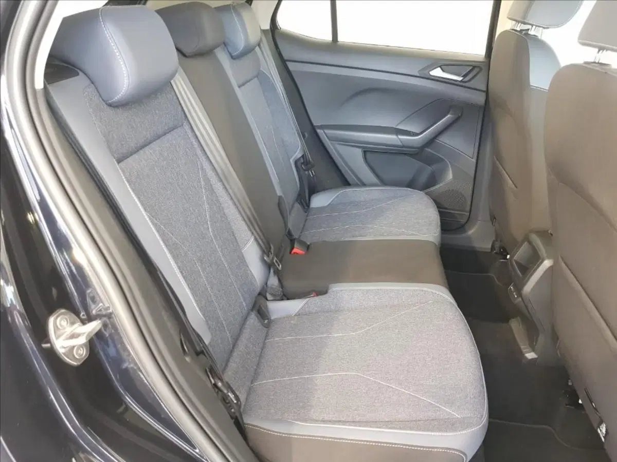 Volkswagen T-Cross usata a Lucca (12)
