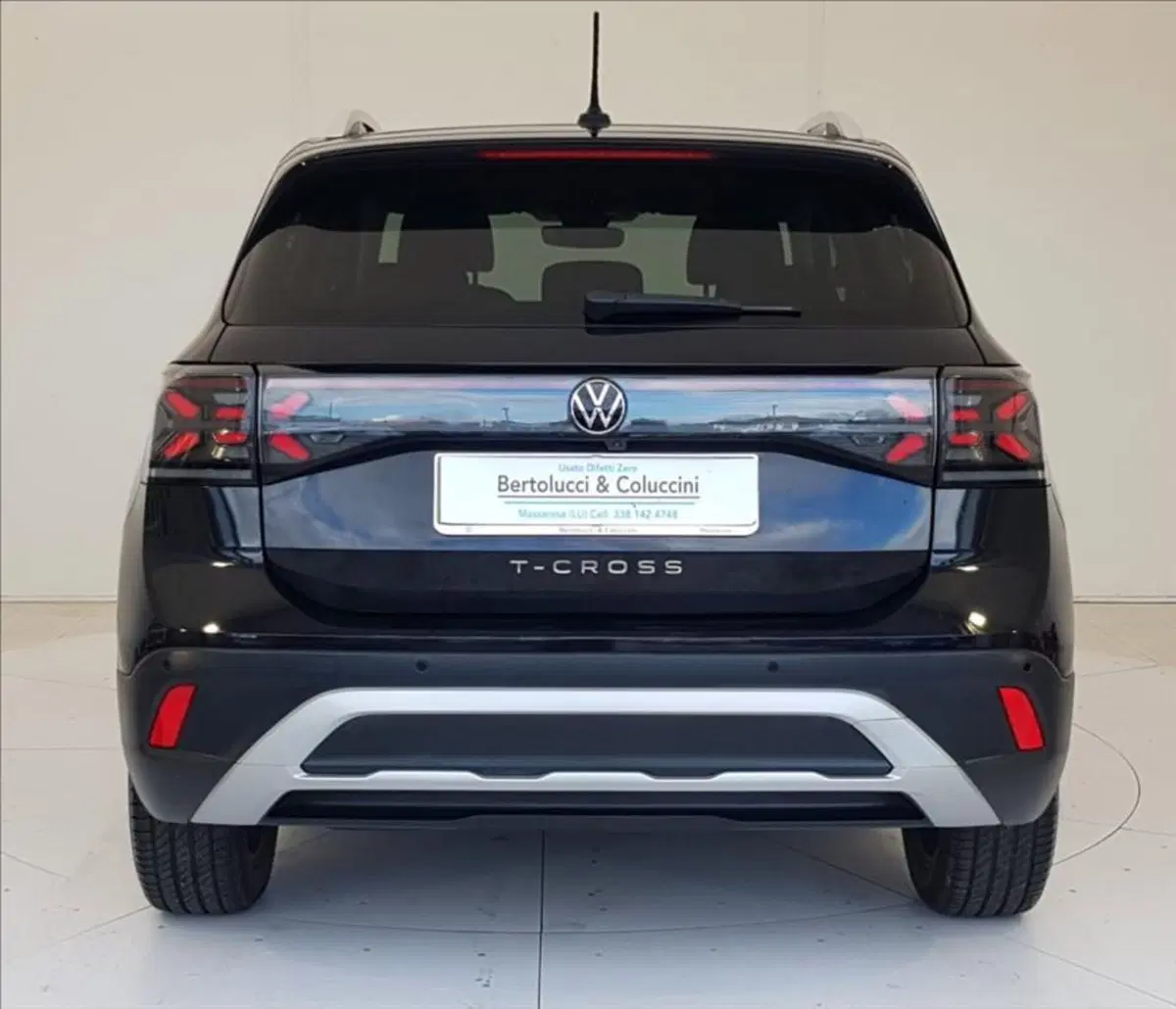 Volkswagen T-Cross usata a Lucca (5)