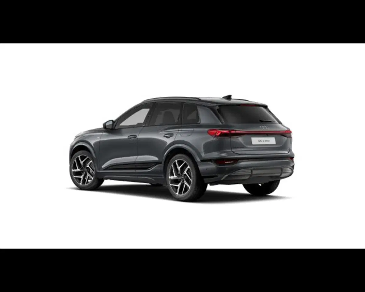 Audi e-tron nuova a Treviso (5)