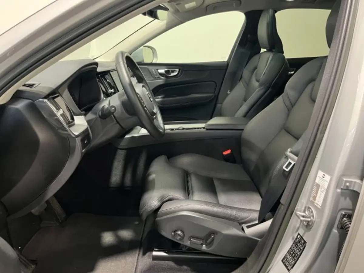 Volvo XC60 usata a Treviso (12)