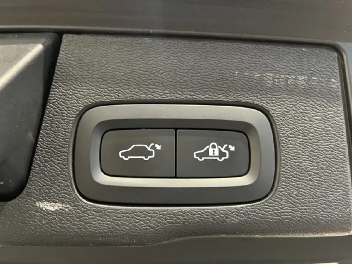 Volvo XC60 usata a Treviso (14)