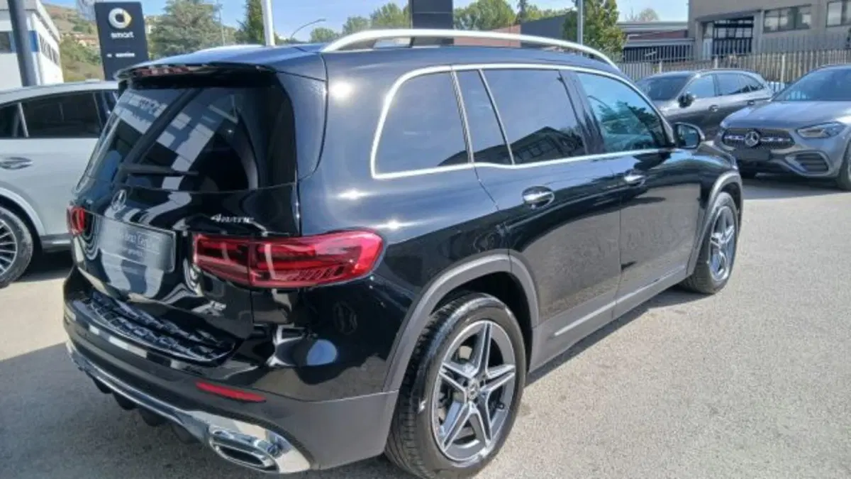 Mercedes-Benz GLB usata a Potenza (9)