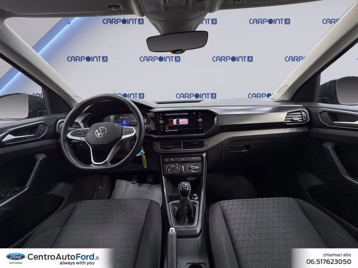 Volkswagen T-Cross usata a Roma (10)
