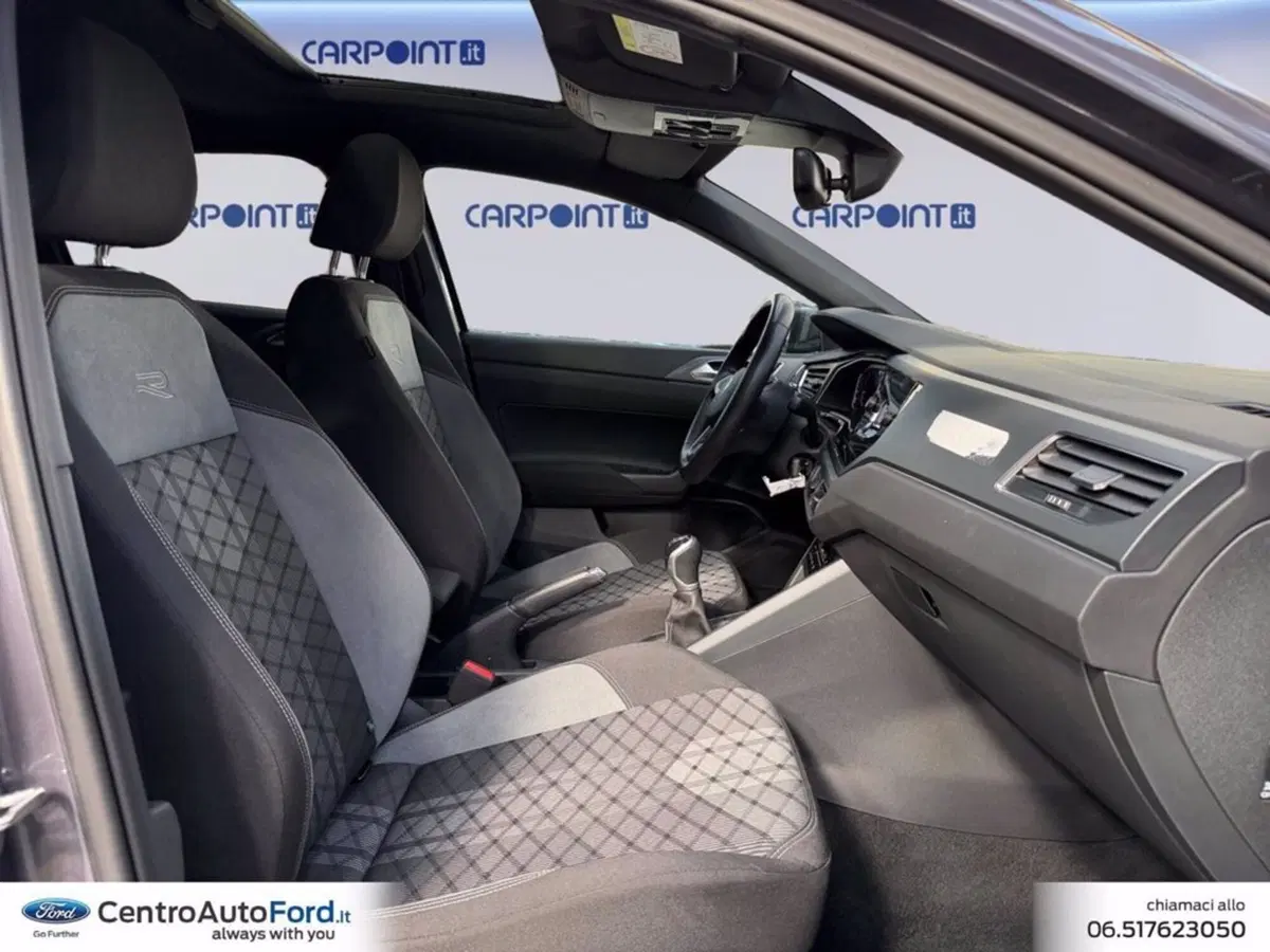 Volkswagen Taigo usata a Roma (15)