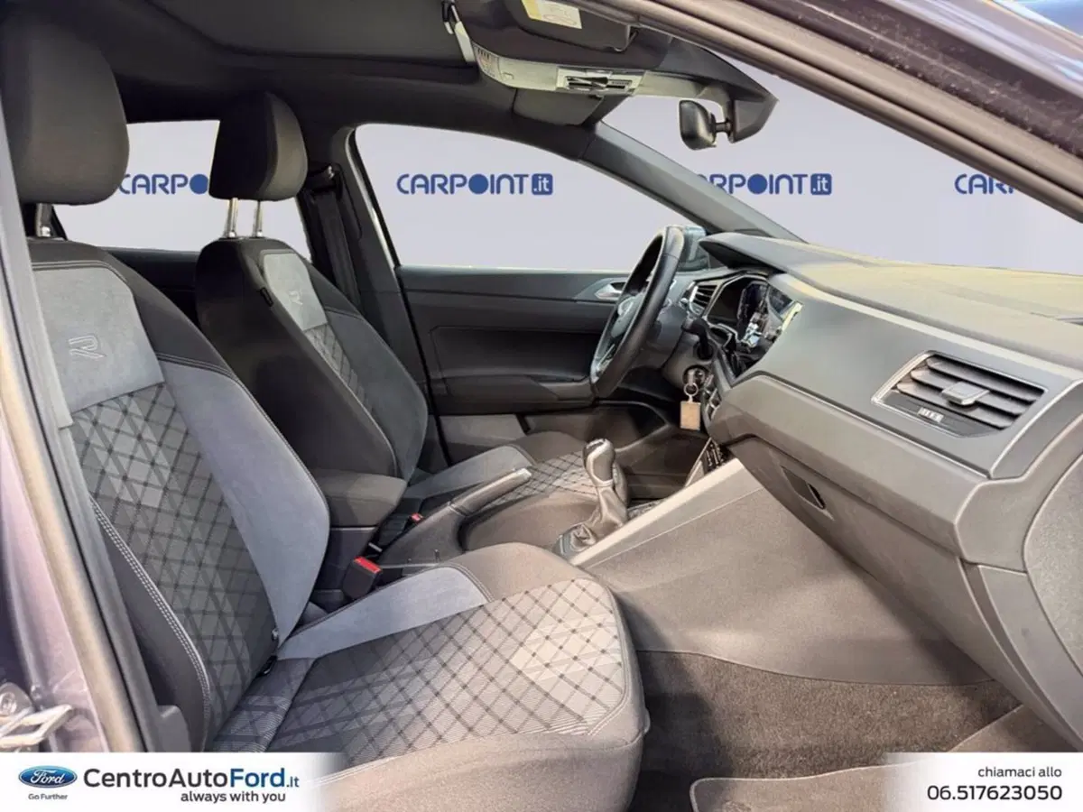 Volkswagen Taigo usata a Roma (15)