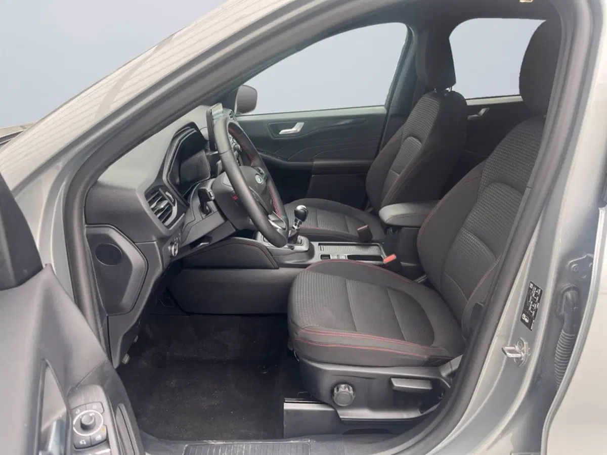 Ford Kuga usata a Milano (10)