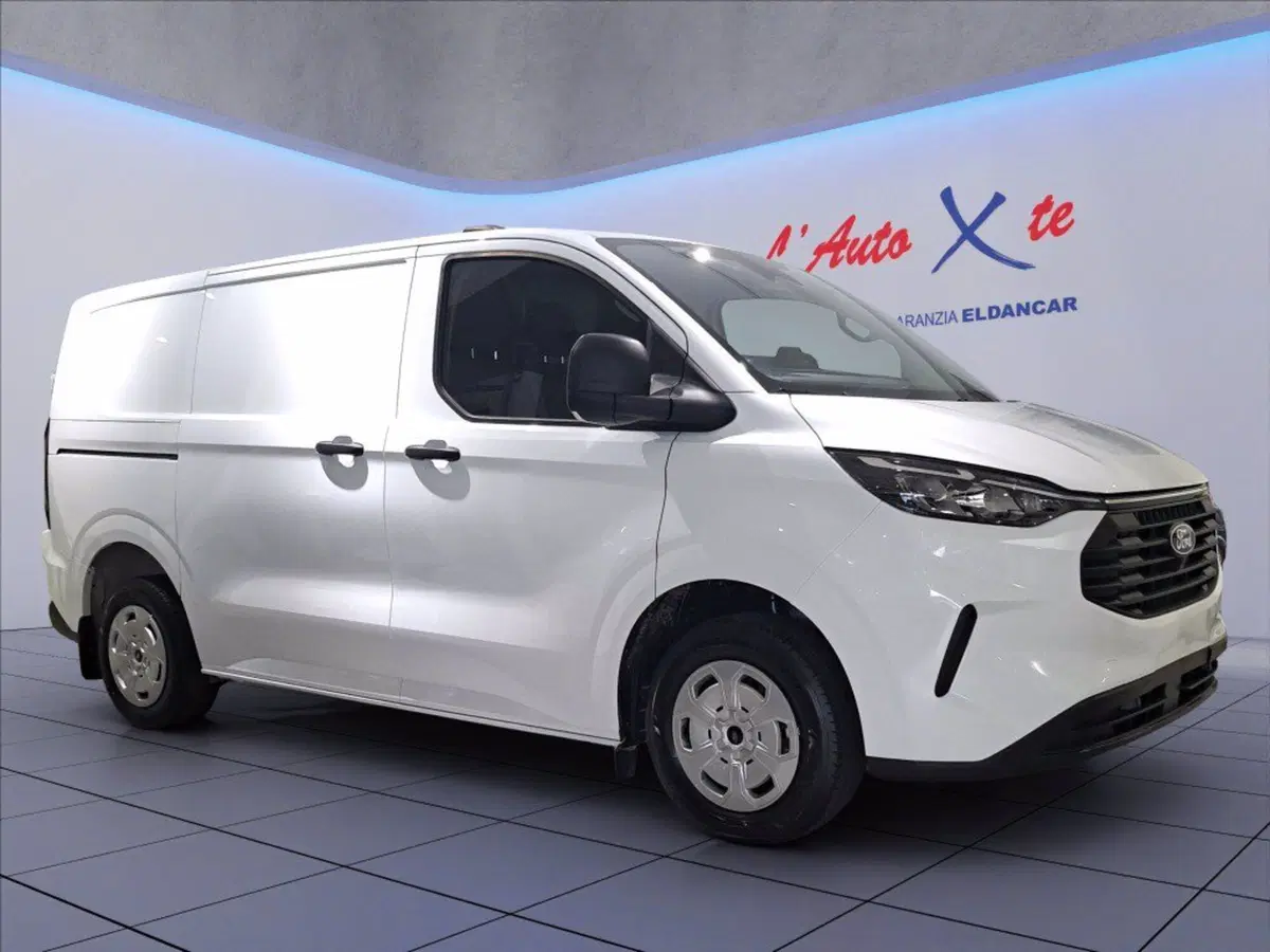 Ford Transit Custom Furgone nuova a Milano