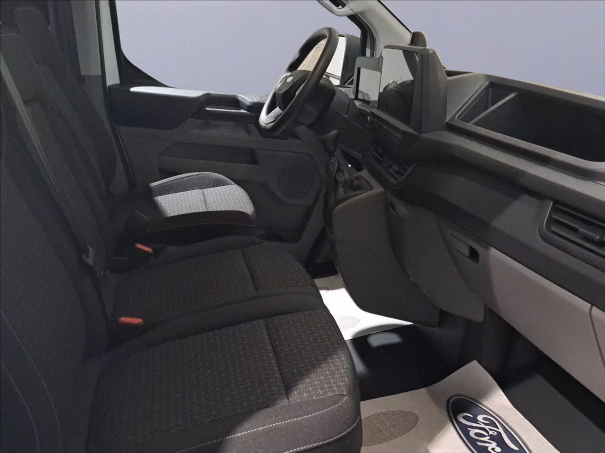 Ford Transit Custom Furgone nuova a Milano (10)