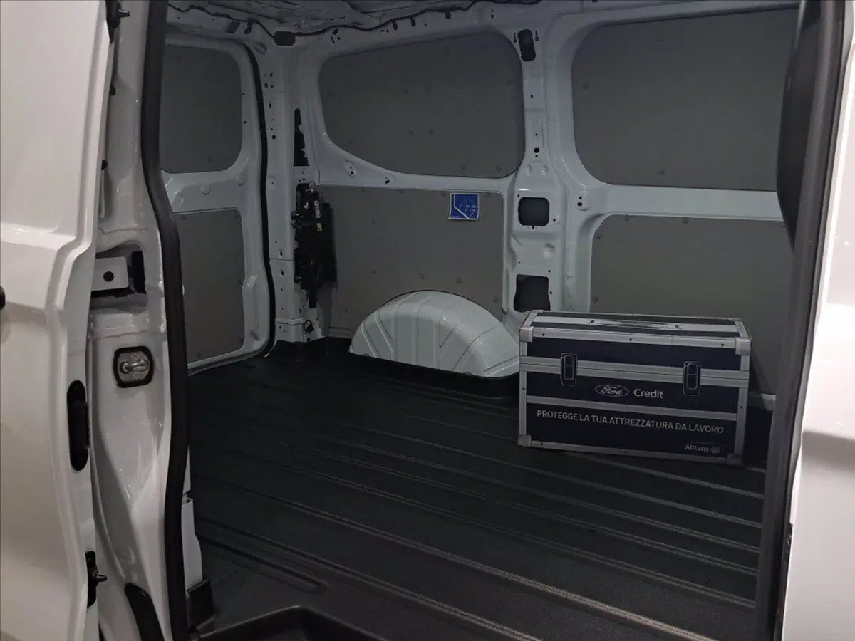 Ford Transit Custom Furgone nuova a Milano (17)