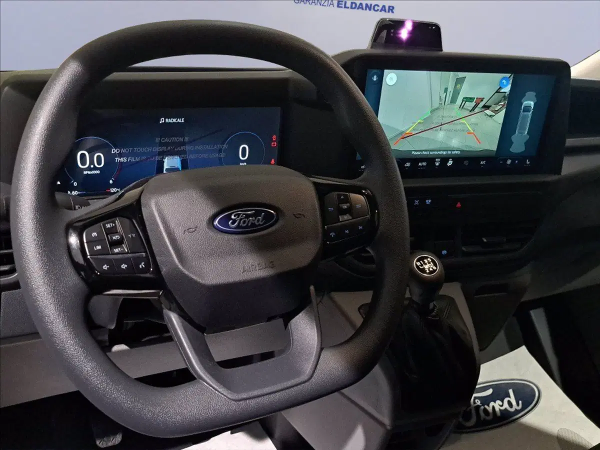 Ford Transit Custom Furgone nuova a Milano (8)