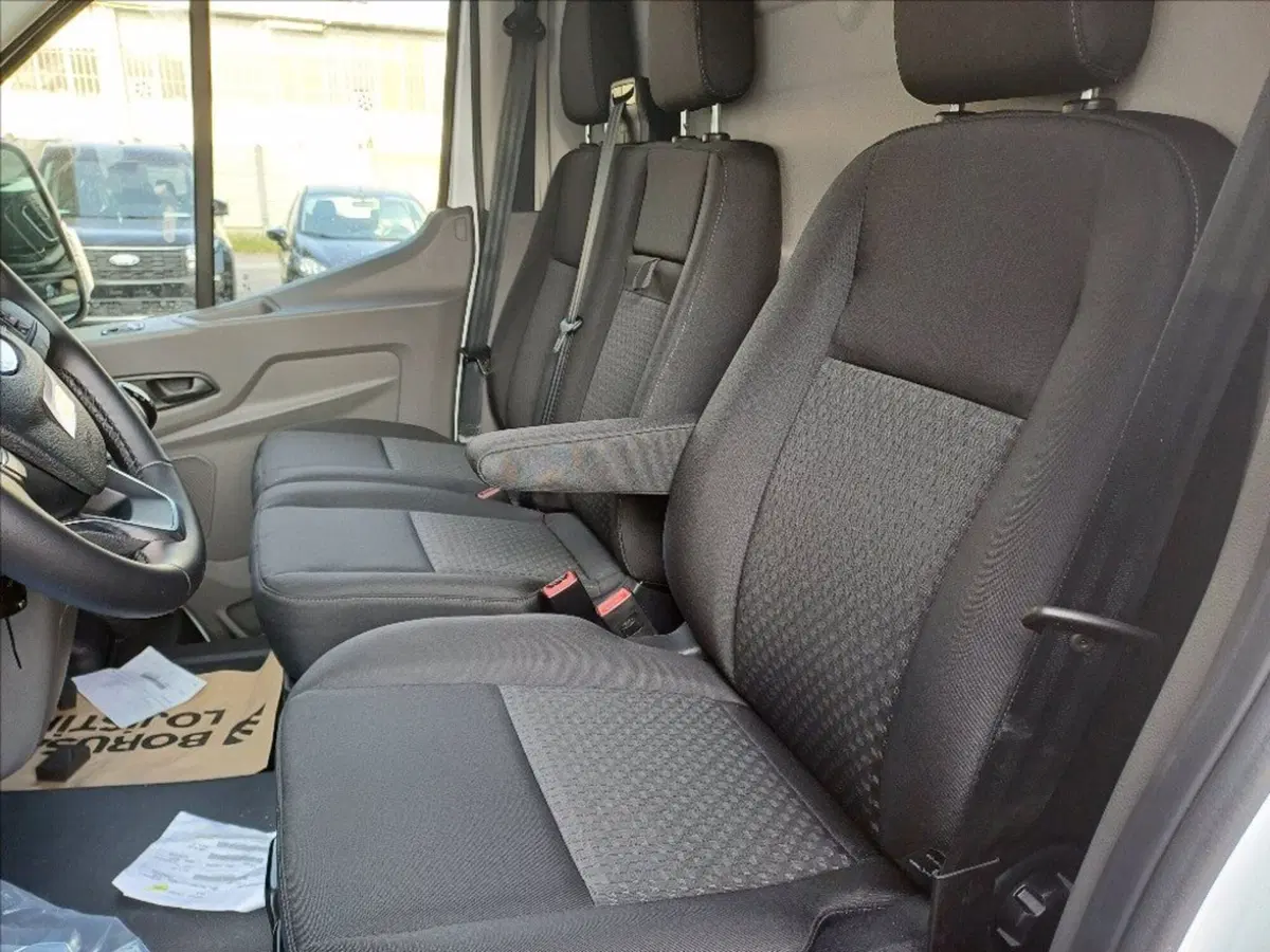 Ford Transit Furgone nuova a Milano (10)