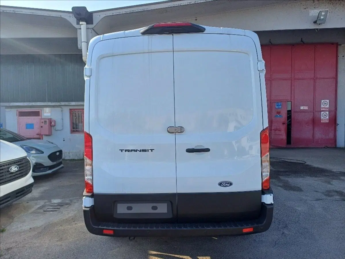 Ford Transit Furgone nuova a Milano (6)