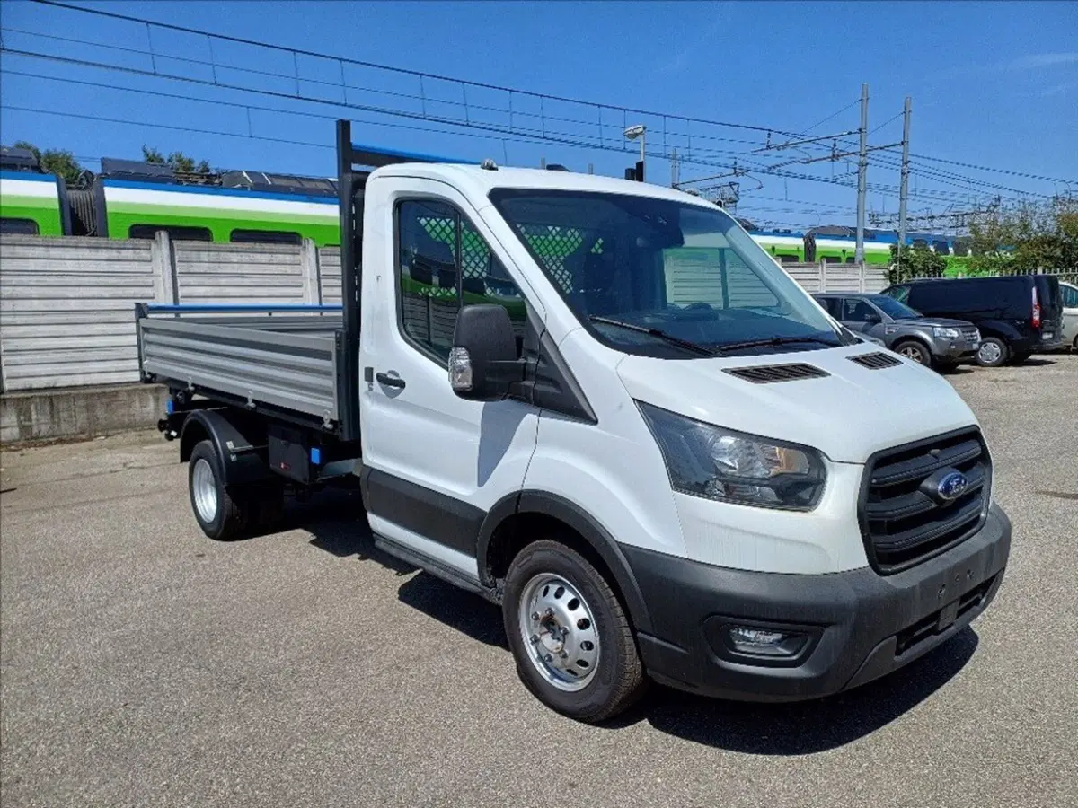 Ford Transit Furgone nuova a Milano (3)