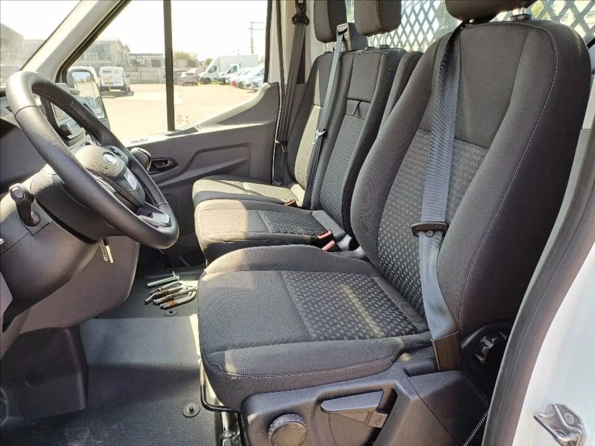 Ford Transit Furgone nuova a Milano (9)