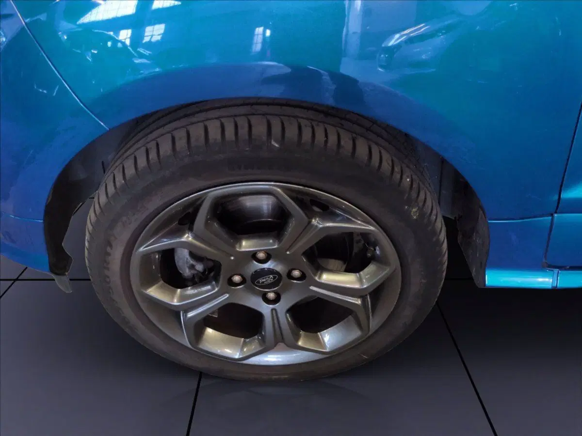 Ford EcoSport usata a Milano (13)