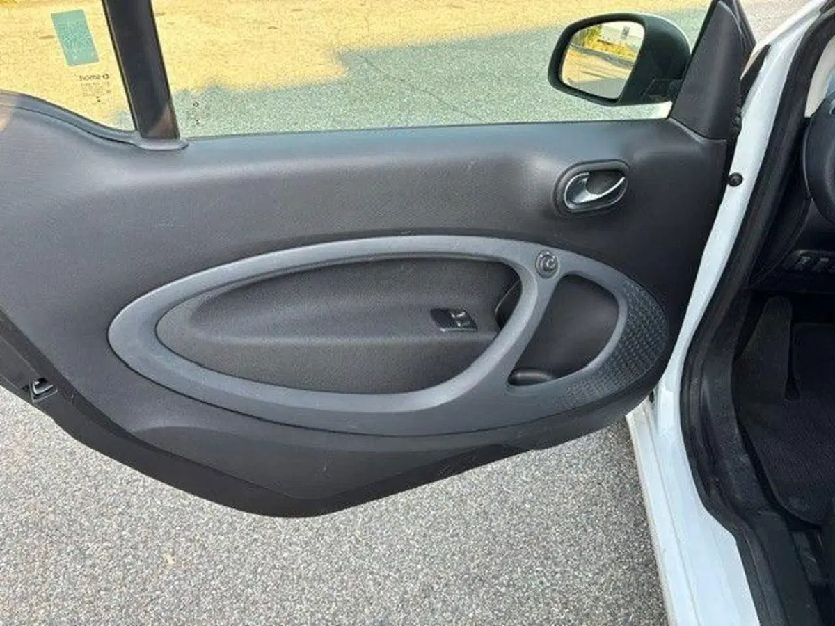 smart Fortwo usata a Milano (10)